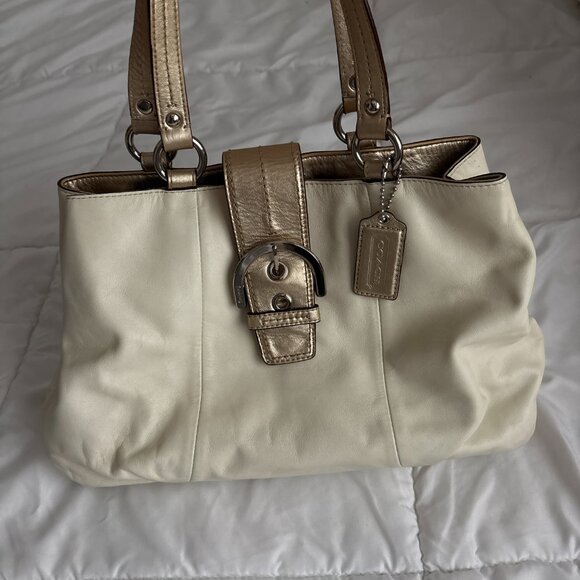 COACH Soho F18751 Cream Leather Medium East West Tote Shoulder Bag Gold Trim - Picture 12 of 13